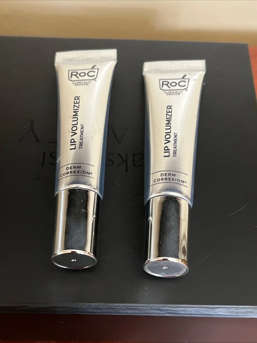 ROC volumizer for lips lot of 2